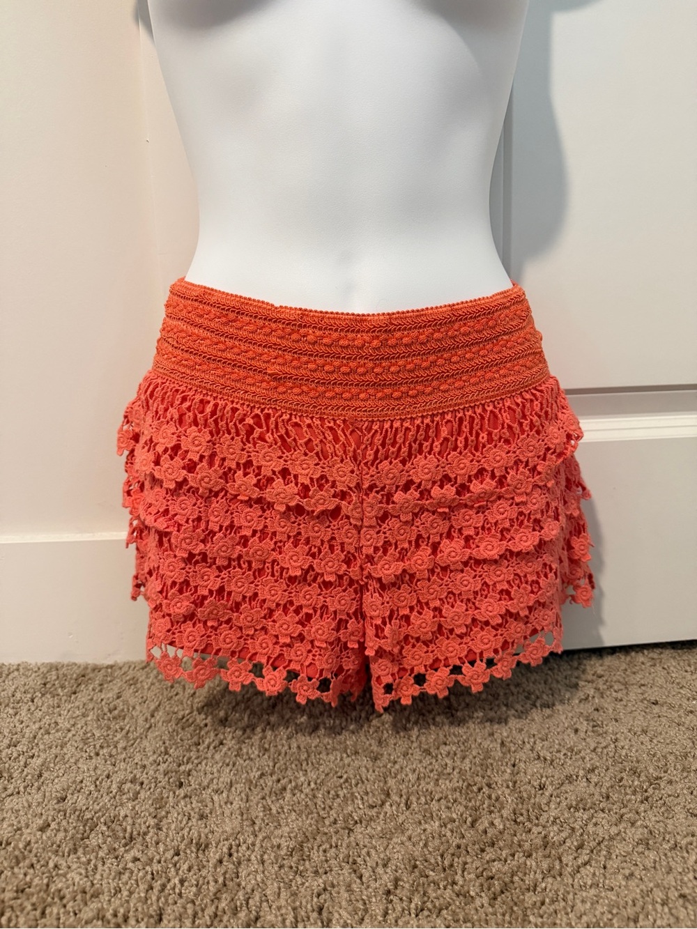 Jolt Coral Tiered Crochet Lace High-Waist Shorts
